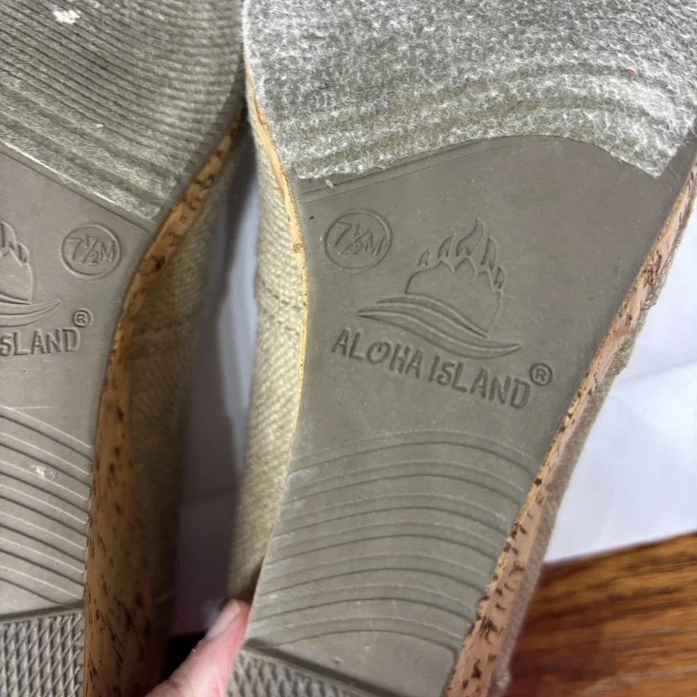 Aloha Island Wedges‎ Shoes Beige Women's Size 7 1/2 M